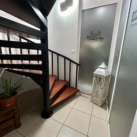 *veranda's Rooms* - Free Parking In בית הארחה *